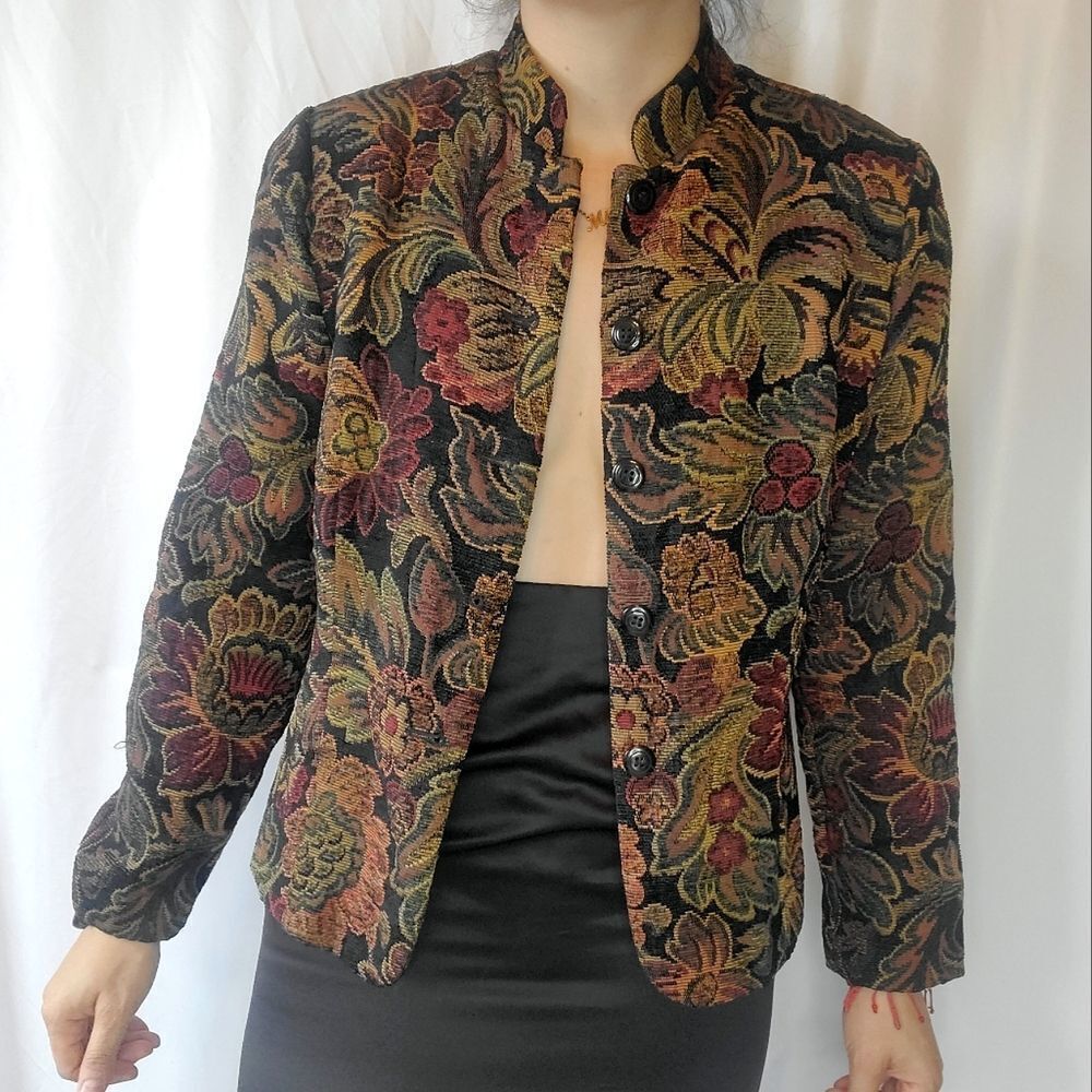 Mandarin collar tapestry floral jacket - Picture 8 of 10